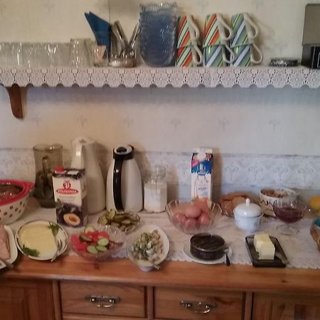 Poska Villa Guesthouse Таллин Экстерьер фото